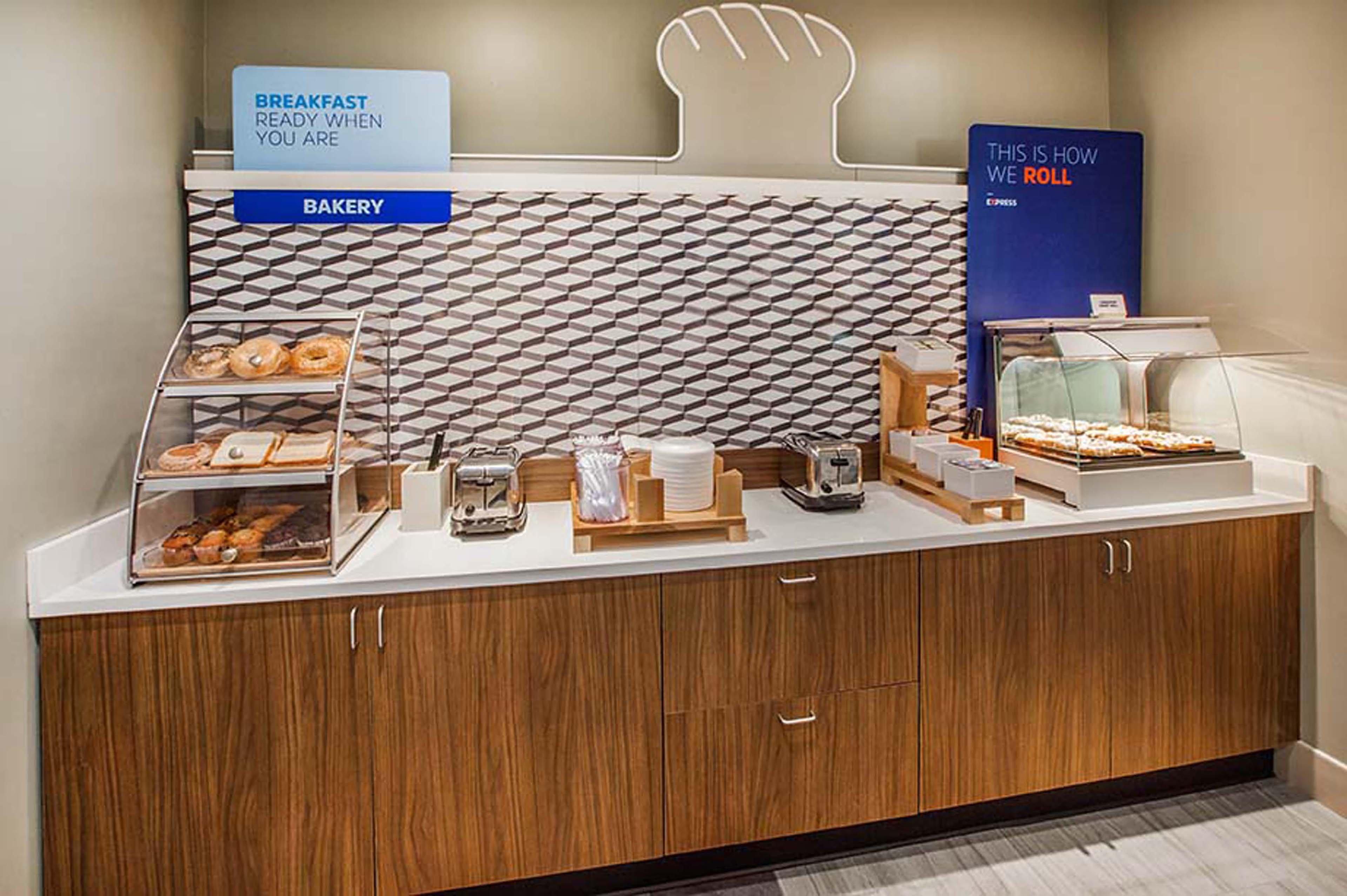 Holiday Inn Express - Charleston/Kanawha City By Ihg Екстериор снимка